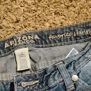 Arizona Jean Company Women's Classic Blue Skinny Jeans